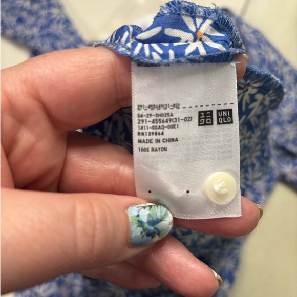 Uniqlo V Neck Long Sleeve Mini Dress Blue Daisy Floral Size XS Pockets Printed - Picture 8 of 8